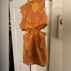 NWT Zara cut-out dress - size large